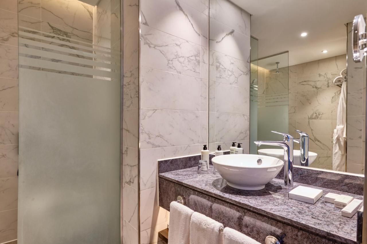 Crowne Plaza - West Cairo Arkan By Ihg 6th of October City Exteriör bild Bathroom