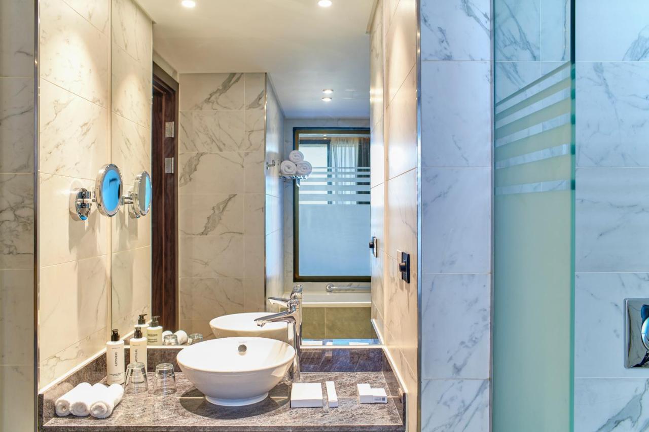 Crowne Plaza - West Cairo Arkan By Ihg 6th of October City Exteriör bild Bathroom