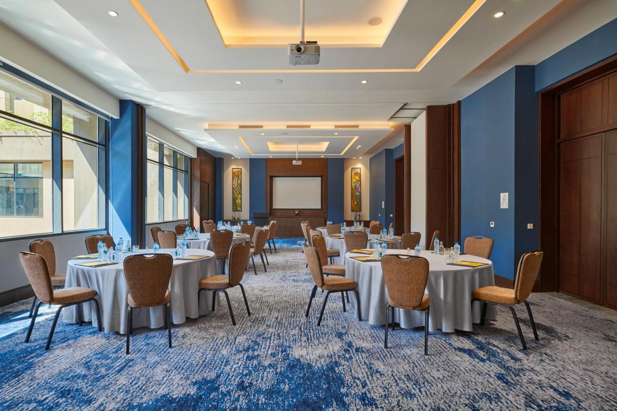 Crowne Plaza - West Cairo Arkan By Ihg 6th of October City Exteriör bild Meeting room